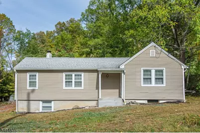 25 Lake Pochung Rd, Vernon, NJ 07461 - Photo 24