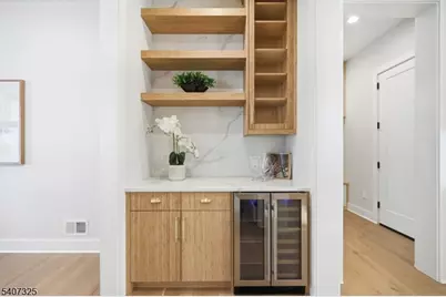 1 Breton Pl, Livingston, NJ 07039 - Photo 12