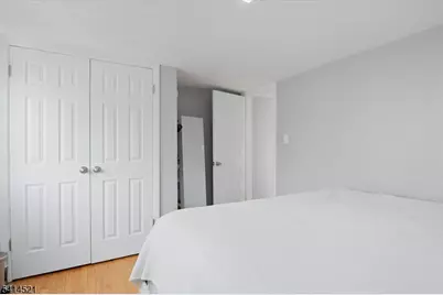 611 Stuyvesant Ave, Irvington, NJ 07111 - Photo 12