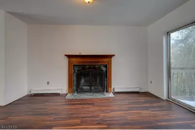 74 Camp Ln, Fairfield, NJ 07004 - Photo 10