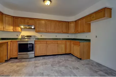 74 Camp Ln, Fairfield, NJ 07004 - Photo 12