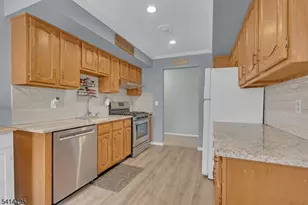 105 Newark Pompton Turnpike, Pequannock Township, NJ 07440 - Photo 2