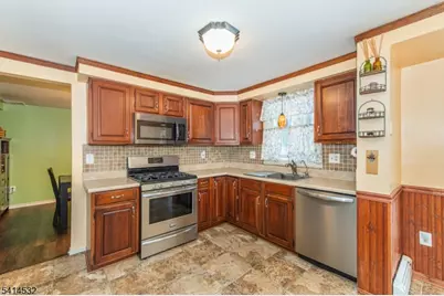 348 Rolling Ridge Rd, Montague, NJ 07827 - Photo 4