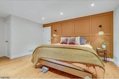 107 Valley View Trl, Sparta Township, NJ 07871 - Photo 8