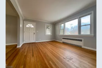 230 Macdonald Dr, Wayne, NJ 07470 - Photo 6