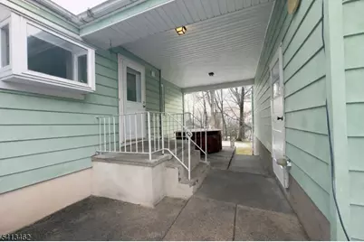 230 Macdonald Dr, Wayne, NJ 07470 - Photo 4