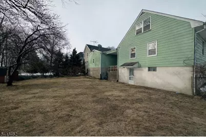 230 Macdonald Dr, Wayne, NJ 07470 - Photo 28