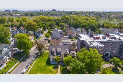 146 S Munn Ave, East Orange, NJ 07018 - Photo 16