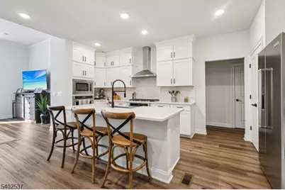 28 Dahlia Dr #28, Warren Township, NJ 07059 - Photo 4