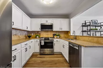 6 Mews Ln, South Orange, NJ 07079 - Photo 10