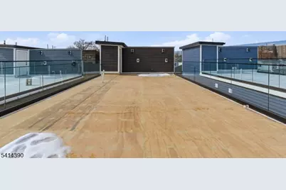 44 Milford Ave, Newark, NJ 07108 - Photo 38