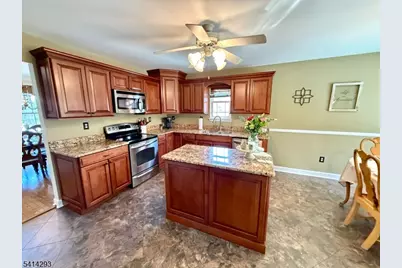 8 Spencer St, Stanhope, NJ 07874 - Photo 4