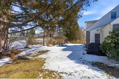 103 W Sunset Blvd, Andover Township, NJ 07860 - Photo 22