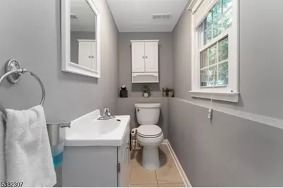 25 Fawn Dr, Raritan Township, NJ 08822 - Photo 16