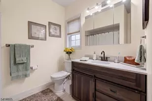 6411 Richmond Rd, West Milford, NJ 07480 - Photo 18