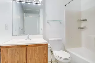 352A N Oraton Pkwy, East Orange, NJ 07017 - Photo 20