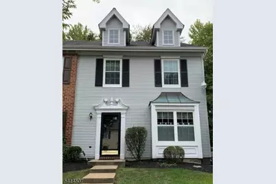 24 Albury Way, North Brunswick Township, NJ 08902 - Photo 2