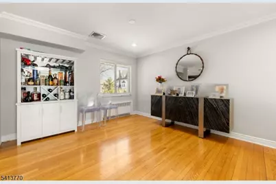 1070 Cumbermeade Rd, Fort Lee, NJ 07024 - Photo 16