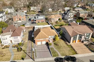 1070 Cumbermeade Rd, Fort Lee, NJ 07024 - Photo 8