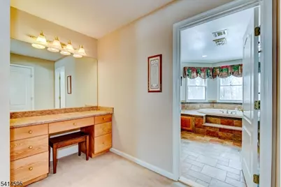 19 Woodshire Ter, Montville Township, NJ 07082 - Photo 28