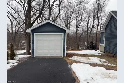 28 Hussa Pl, Denville, NJ 07834 - Photo 12