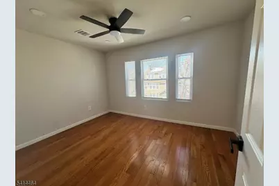 134 Isabella Ave #1, Newark, NJ 07106 - Photo 4