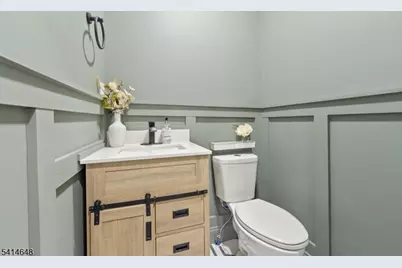 138-140 Monmouth Road, Elizabeth, NJ 07208 - Photo 12