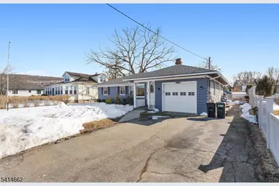 125 Meadowbrook Ave, Wanaque, NJ 07465 - Photo 2