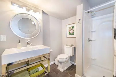 7 Graphite Dr, Woodland Park, NJ 07424 - Photo 24