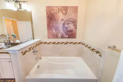 7 Graphite Dr, Woodland Park, NJ 07424 - Photo 12