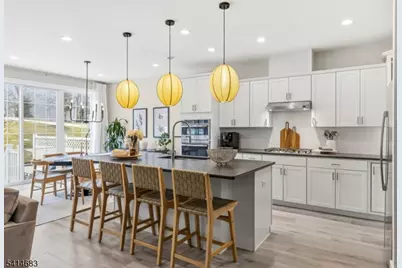 24 Aspen Dr, Cedar Grove Twp., NJ 07009 - Photo 10