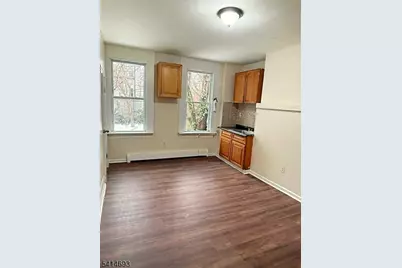123 Highland Ave, Newark, NJ 07104 - Photo 4