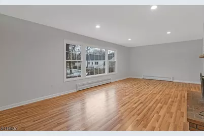 1 Crest Dr, Bernards Township, NJ 07920 - Photo 6