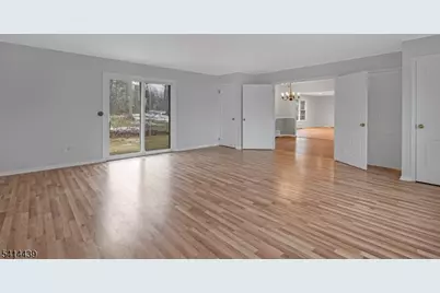 1 Crest Dr, Bernards Township, NJ 07920 - Photo 12