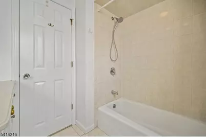 239 Washington St, Berkeley Heights Township, NJ 07922 - Photo 16