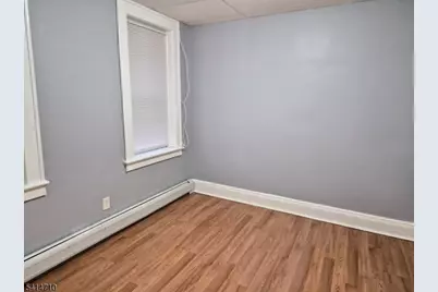 75-77 Center St #5, Clifton, NJ 07011 - Photo 4