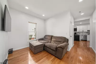 31 Park Ave, Dumont, NJ 07628 - Photo 2