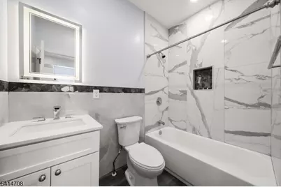 31 Park Ave, Dumont, NJ 07628 - Photo 8