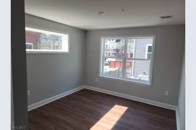 122 Rose Ter, Newark, NJ 07108 - Photo 8