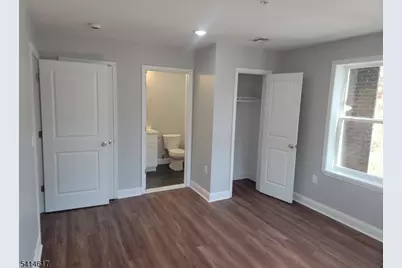 122 Rose Ter, Newark, NJ 07108 - Photo 10
