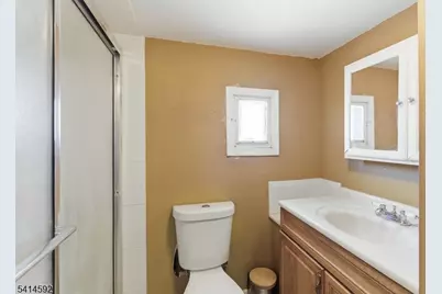 184 E 22nd St, Paterson, NJ 07514 - Photo 14