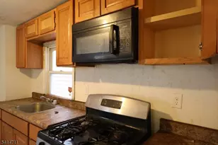 273 S 18th St, Newark, NJ 07103 - Photo 8