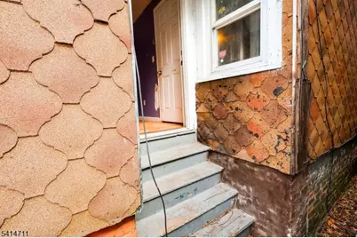 273 S 18th St, Newark, NJ 07103 - Photo 32