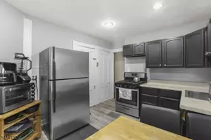 129 Greenwood Ave, East Orange, NJ 07017 - Photo 12