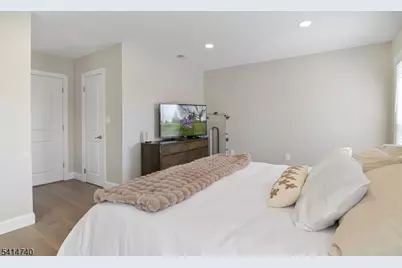 279 De Rose Ct, West Orange Township, NJ 07052 - Photo 20