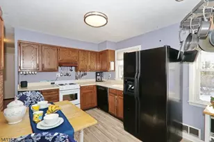 1314 Wood Valley Rd, Mountainside, NJ 07092 - Photo 14