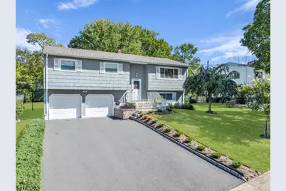 11 Fulton Rd, Franklin Township, NJ 08873 - Photo 2