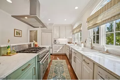 1 Slope Drive, Millburn, NJ 07078 - Photo 10