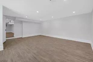 126 Emerson Ln, Berkeley Heights Township, NJ 07922 - Photo 18