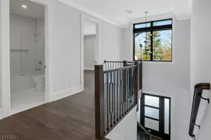 126 Emerson Ln, Berkeley Heights Township, NJ 07922 - Photo 10